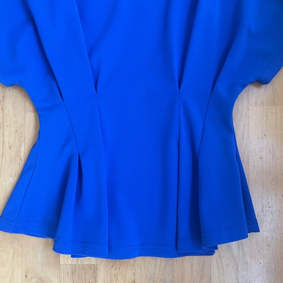 Gracia Blue Blouse Top with Synched Waist Size Small - Picture 3 of 9